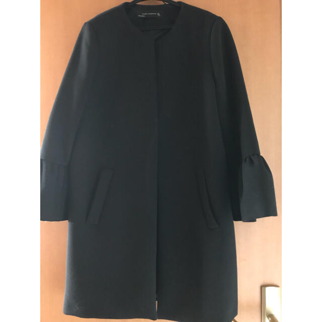 ZARA(ザラ)のzara ラッフル袖 コート レディースのジャケット/アウター(その他)の商品写真