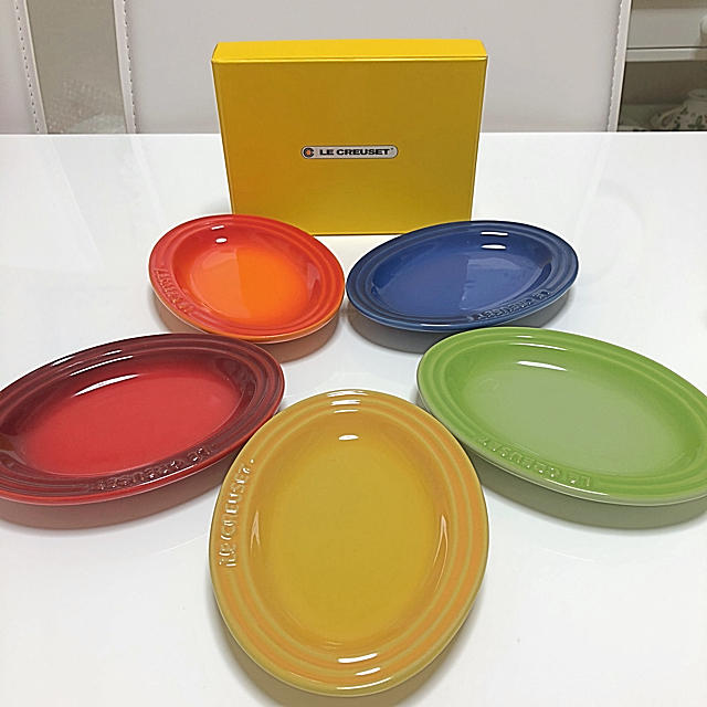 LE CREUSET(ルクルーゼ)の専用です❣️ル・クルーゼ♣︎ミニオーバルプレート インテリア/住まい/日用品のキッチン/食器(食器)の商品写真