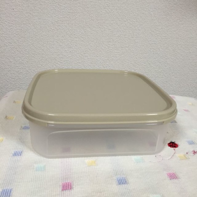 タッパーウェア MMスクエア インテリア/住まい/日用品のキッチン/食器(その他)の商品写真