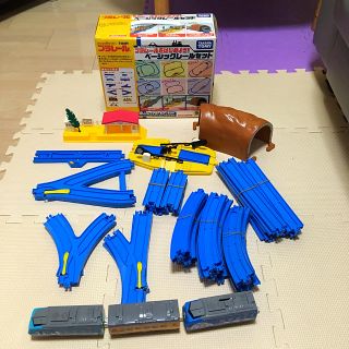 タカラトミー(Takara Tomy)のプラレール ベーシックレールセット ＋α(電車のおもちゃ/車)