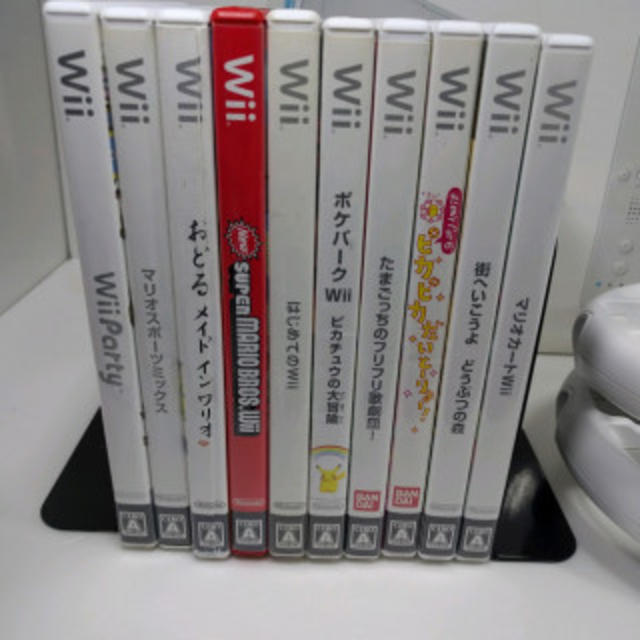 Wii本体とマリオカートなど by saori's shop｜ラクマ ソフト10本まとめての通販 即納特価