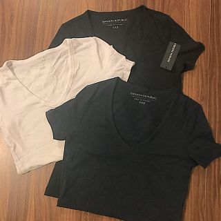 バナナリパブリック(Banana Republic)のバナナリパブリック  Ｔシャツ  3枚セット‼️(Tシャツ/カットソー(半袖/袖なし))