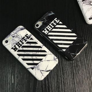 オフホワイト(OFF-WHITE)のレブロン様専用(iPhoneケース)