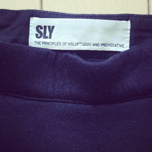 SLY(スライ)のSLY ブラックスタイルパンツ レディースのパンツ(ショートパンツ)の商品写真