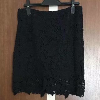 フォーエバートゥエンティーワン(FOREVER 21)の美品 レーススカート 黒(ひざ丈スカート)