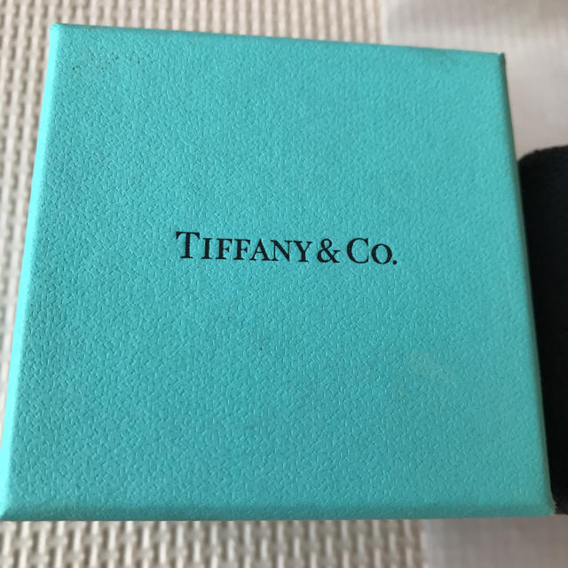 Tiffany & Co.(ティファニー)のティファニー 空箱 リングケース レディースのバッグ(ショップ袋)の商品写真