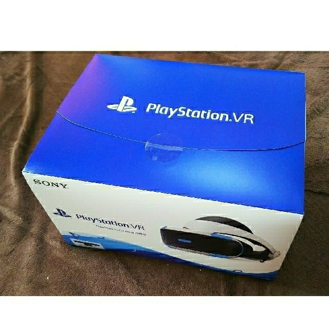 PlayStation VR(プレイステーションヴィーアール)のPSVR CUHJ-16003（中古美品） エンタメ/ホビーのゲームソフト/ゲーム機本体(家庭用ゲーム機本体)の商品写真