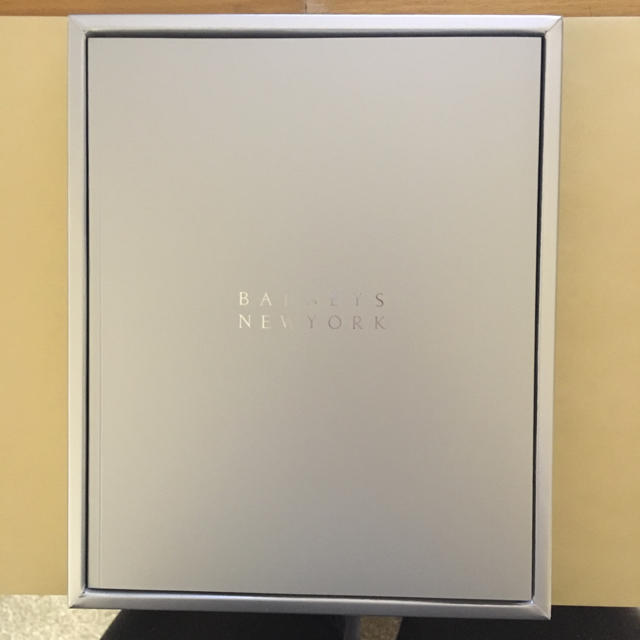 BARNEYS NEW YORK(バーニーズニューヨーク)のカタログギフト チケットのチケット その他(その他)の商品写真