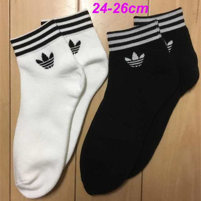 adidas(アディダス)のアディダス オリジナルス ソックス アンクルタイプ 24-26cm レディースのレッグウェア(ソックス)の商品写真