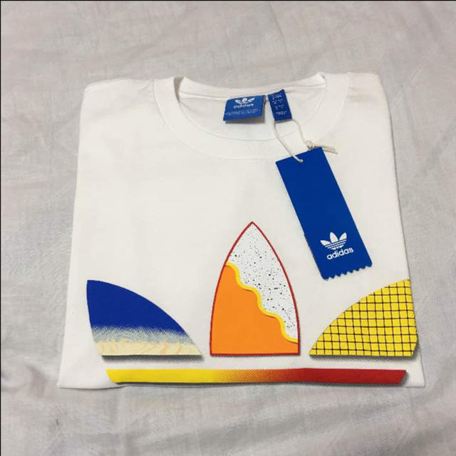 adidas(アディダス)の新品 未利用 L 白 アディダス Originals Tシャツ メンズのトップス(Tシャツ/カットソー(半袖/袖なし))の商品写真