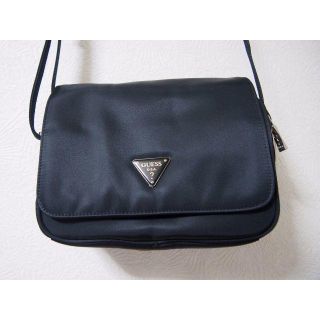 ゲス(GUESS)の◇GUESS◇ショルダーバッグ◇黒(ショルダーバッグ)