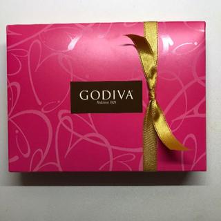 ゴディバ アソートメント 12粒入 限定品 ピンクパッケージバージョン(菓子/デザート)