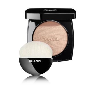 シャネル(CHANEL)のCHANEL.今季ハイライティングパウダー(フェイスパウダー)