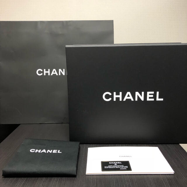 CHANEL(シャネル)の新品 シャネル トートバッグ 黒 ドーヴィル バッグ チェーン　ショルダーバッグ レディースのバッグ(トートバッグ)の商品写真