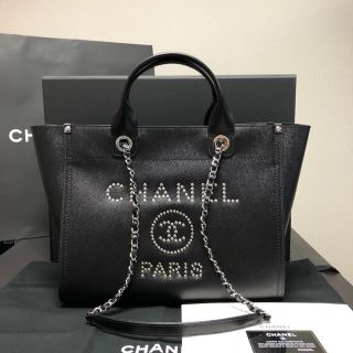 CHANEL - 新品 シャネル トートバッグ 黒 ドーヴィル バッグ チェーン