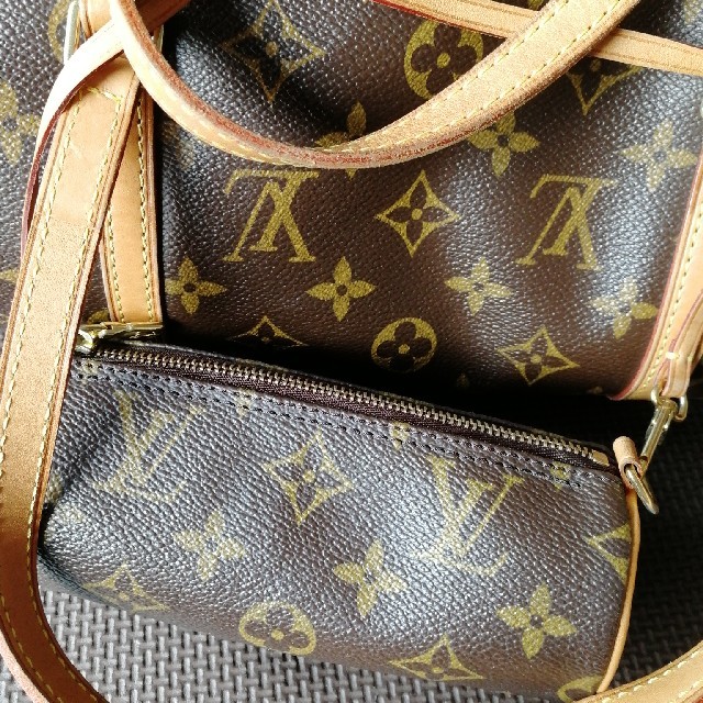 LOUIS VUITTON(ルイヴィトン)のルイヴィトン　パピヨン レディースのバッグ(ハンドバッグ)の商品写真