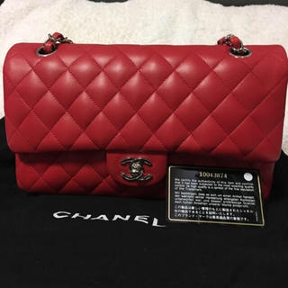 シャネル(CHANEL)のCHANEL♡ラムスキン♡マトラッセ♡限定色♡赤、レッド♡チェーンショルダー(ショルダーバッグ)