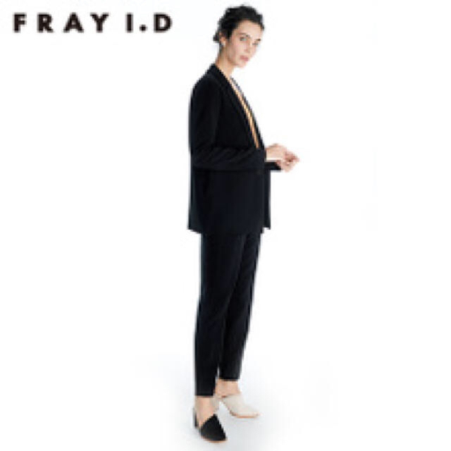 FRAY I.D(フレイアイディー)の今週までの限定❗️フレイアイディー セットアップ レディースのレディース その他(セット/コーデ)の商品写真