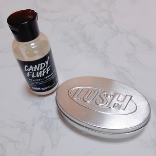 ラッシュ(LUSH)の浮気なキャンディーボディパウダーオイル缶set(香水(女性用))