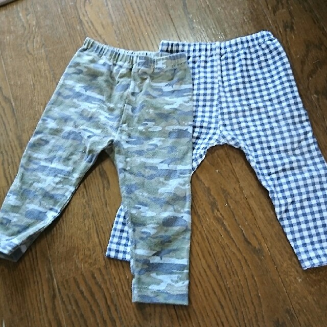 UNIQLO(ユニクロ)のユニクロ ズボン2枚セット キッズ/ベビー/マタニティのベビー服(~85cm)(パンツ)の商品写真