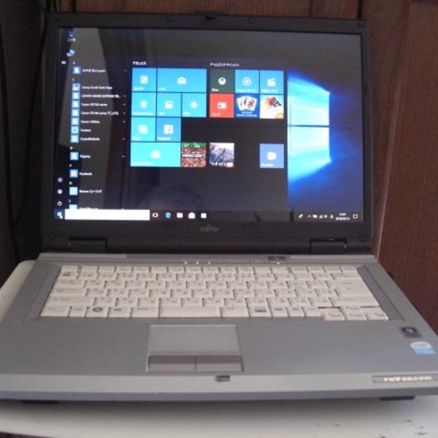 富士通(フジツウ)のきれいなスーパーファイン液晶、無線内臓、DVDスーパーマルチ、win10、２GB スマホ/家電/カメラのPC/タブレット(ノートPC)の商品写真