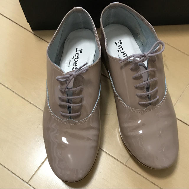 repetto(レペット)の専用です レペット Oxford shoe Zizi ベージュ レディースの靴/シューズ(ローファー/革靴)の商品写真