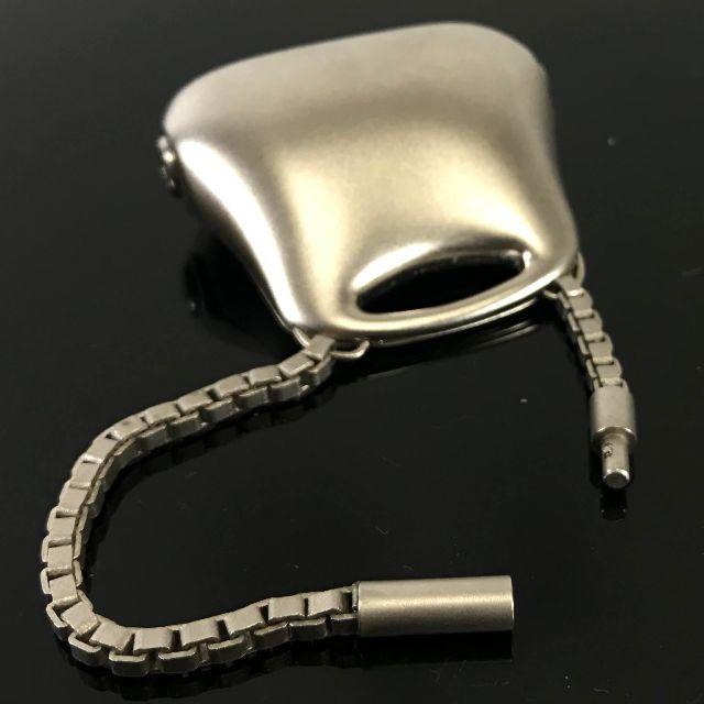 CHANEL(シャネル)のシャネル キーリング チャーム ヴィンテージ ヒップバッグ シルバー MA52 レディースのファッション小物(キーホルダー)の商品写真