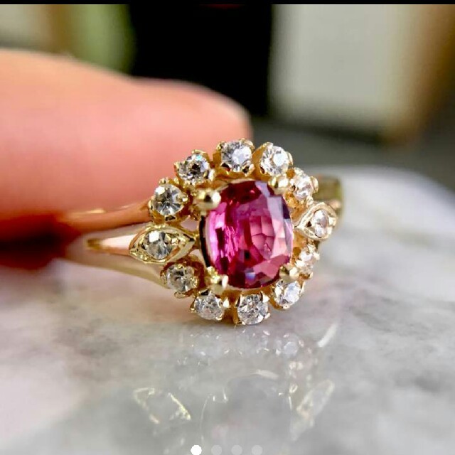 ルビー 0.62ct ダイヤ k18 YG リング 鑑別書付 ルビー 0.62ct ダイヤ k18 YG リング 鑑別書付