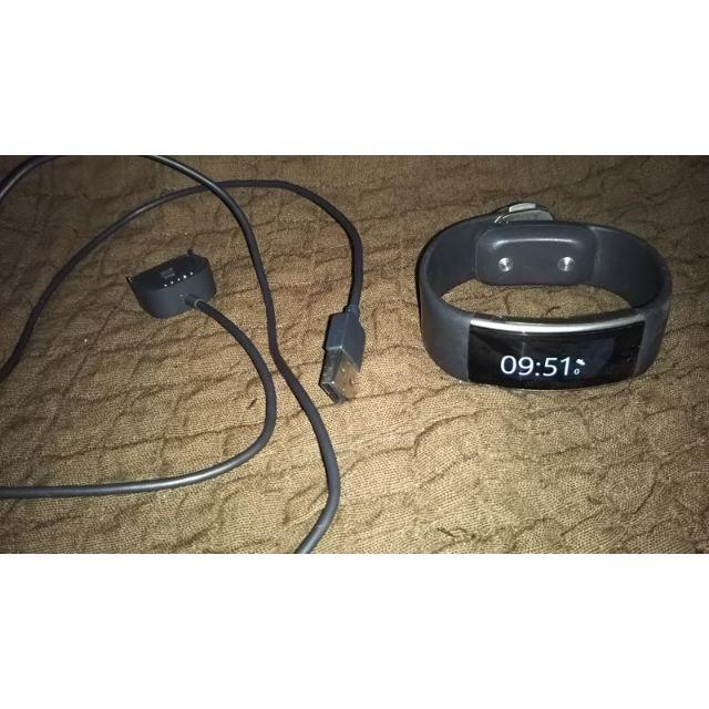 Microsoft(マイクロソフト)のMicrosoft Band 2 スマホ/家電/カメラのスマホ/家電/カメラ その他(その他)の商品写真