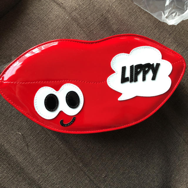 AAA(トリプルエー)のLIPPYポーチ   nissy  エンタメ/ホビーのおもちゃ/ぬいぐるみ(キャラクターグッズ)の商品写真