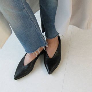 ドゥーズィエムクラス(DEUXIEME CLASSE)のDeuxieme class ALUMNAE POINTY LOW HEEL (サンダル)