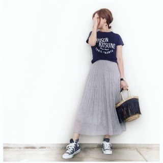 ユニクロ(UNIQLO)の新品 ユニクロ 　ハイウエストプリントシフォンスカート 　グレー　XS(ロングスカート)