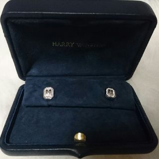 ハリーウィンストン(HARRY WINSTON)のハリー・ウィンストン ロゴ ピアス(ピアス)