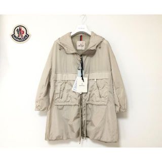 モンクレール(MONCLER)のMONCLER　モンクレール SANVE　サンヴ　春・ナイロンコート　新品タグ付(スプリングコート)