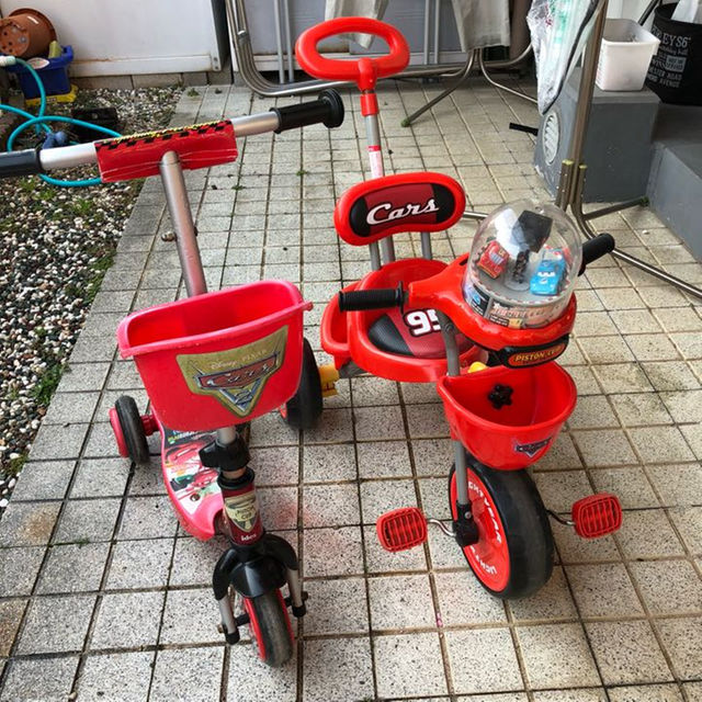 カーズ 三輪車とキックボードセット