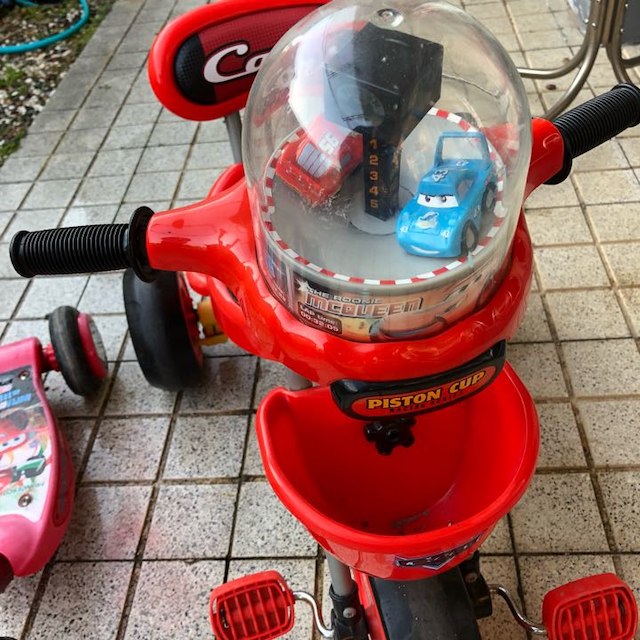 カーズ 三輪車とキックボードセット 1