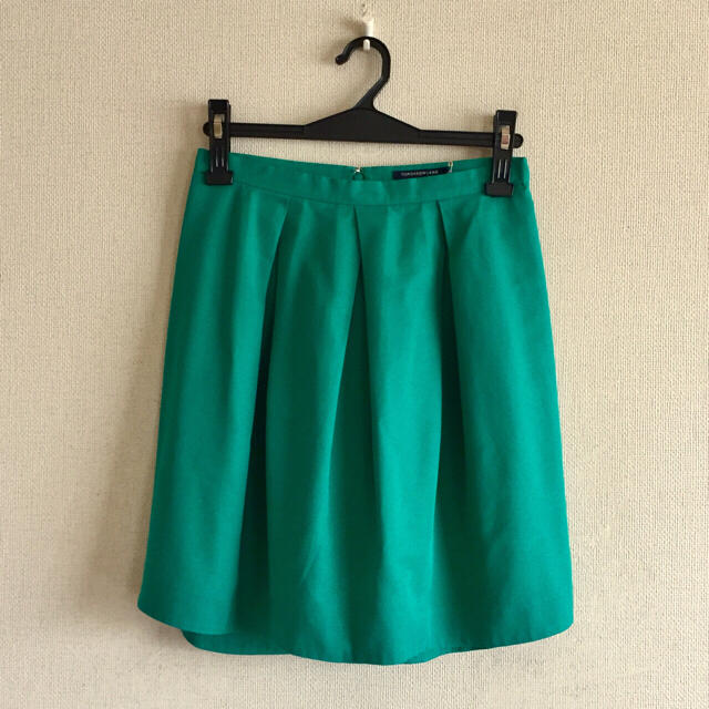 TOMORROWLAND(トゥモローランド)のトゥモローランド♡きれい色膝丈スカート レディースのスカート(ひざ丈スカート)の商品写真