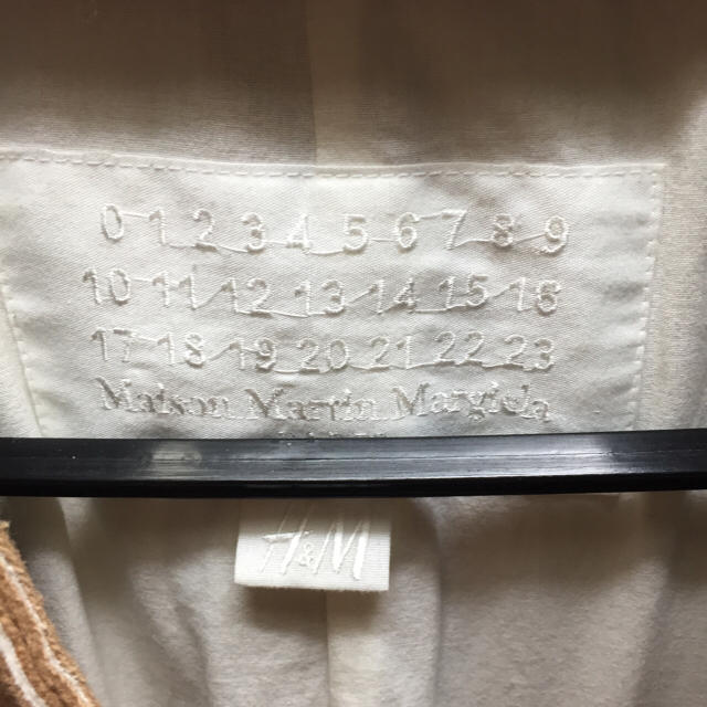 Maison Martin Margiela(マルタンマルジェラ)のMaison Martin Margiela H＆M コラボコート メンズのジャケット/アウター(チェスターコート)の商品写真