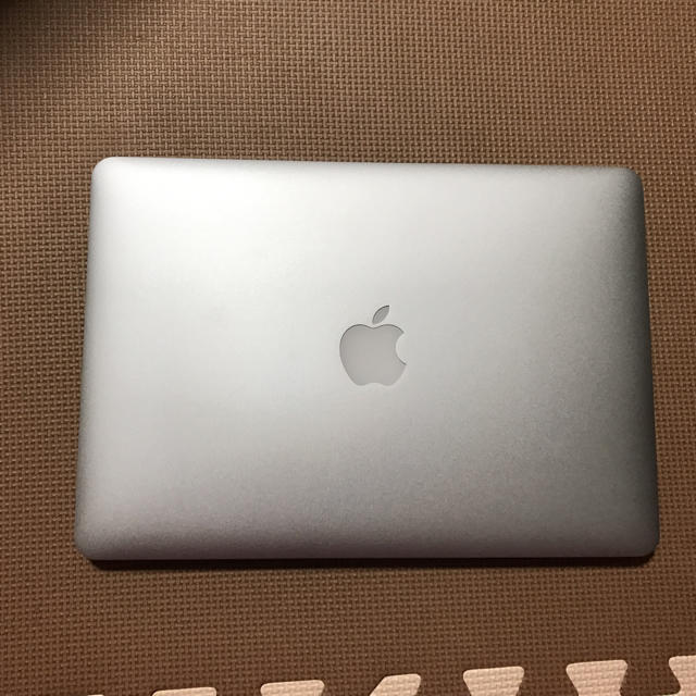 Apple - MacBookair