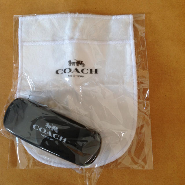 COACH(コーチ)の☆新品☆ コーチ レザーケア ブラシ&ミトン その他のその他(その他)の商品写真