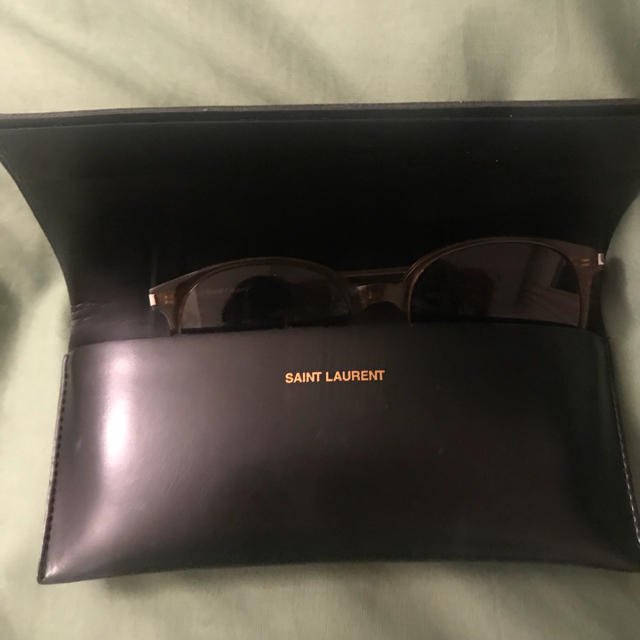 Saint Laurent(サンローラン)のSAINT LAURENT サングラス ブラウン レディースのファッション小物(サングラス/メガネ)の商品写真