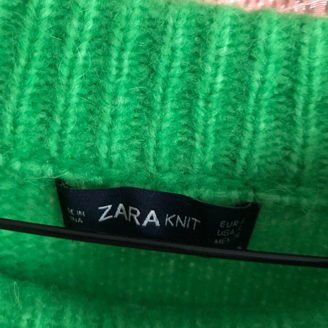 ZARA(ザラ)の最終値下げ★新品未使用 ZARA グリーンニット レディースのトップス(ニット/セーター)の商品写真