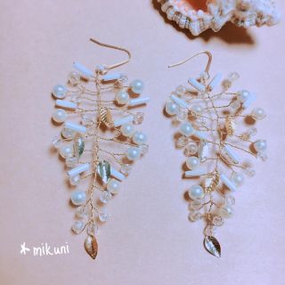 小枝のピアス(ピアス)