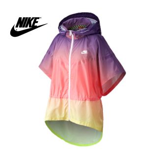 ナイキ(NIKE)の《新品》ナイキ ポンチョ レディース  (ポンチョ)