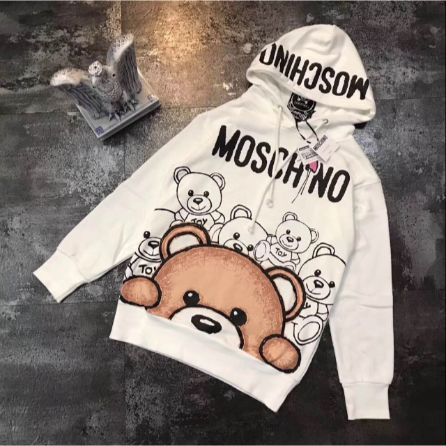 MOSCHINO パーカー