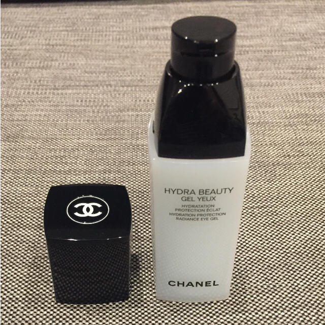 CHANEL(シャネル)のCHANEL 目元美容液 コスメ/美容のスキンケア/基礎化粧品(アイケア/アイクリーム)の商品写真