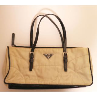 プラダ(PRADA)の【ジャンク品】PRADA 小さなハンドバッグ(ハンドバッグ)