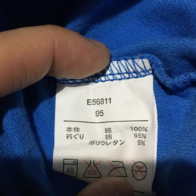 働く車 ロンT95サイズ☆ キッズ/ベビー/マタニティのキッズ服男の子用(90cm~)(Tシャツ/カットソー)の商品写真