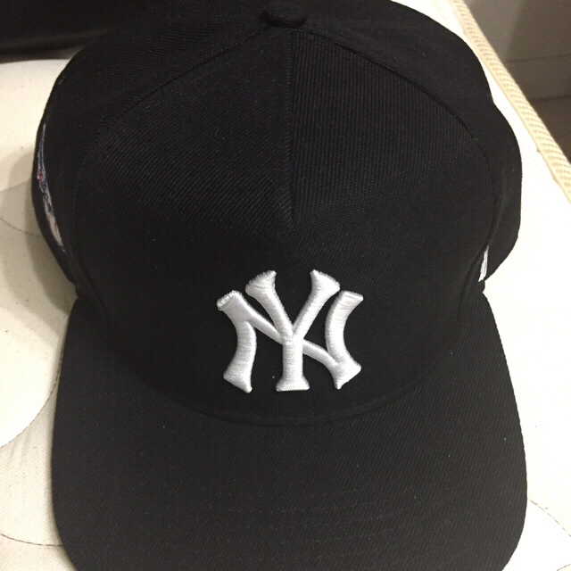 2024人気の supreme シュプリーム ヤンキース キャップ CAP yankees