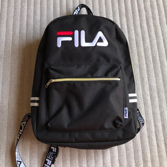 FILA(フィラ)のリュック FILA 黒 (最終価格) レディースのバッグ(リュック/バックパック)の商品写真